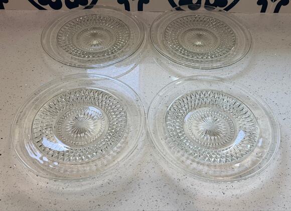 Unknown Other - Vintage Clear Glass Diamond Point / Starburst Dinner Plates 10” Set of 4
